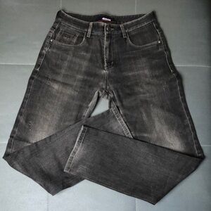 Classic Black Straight Leg Women's Jeans